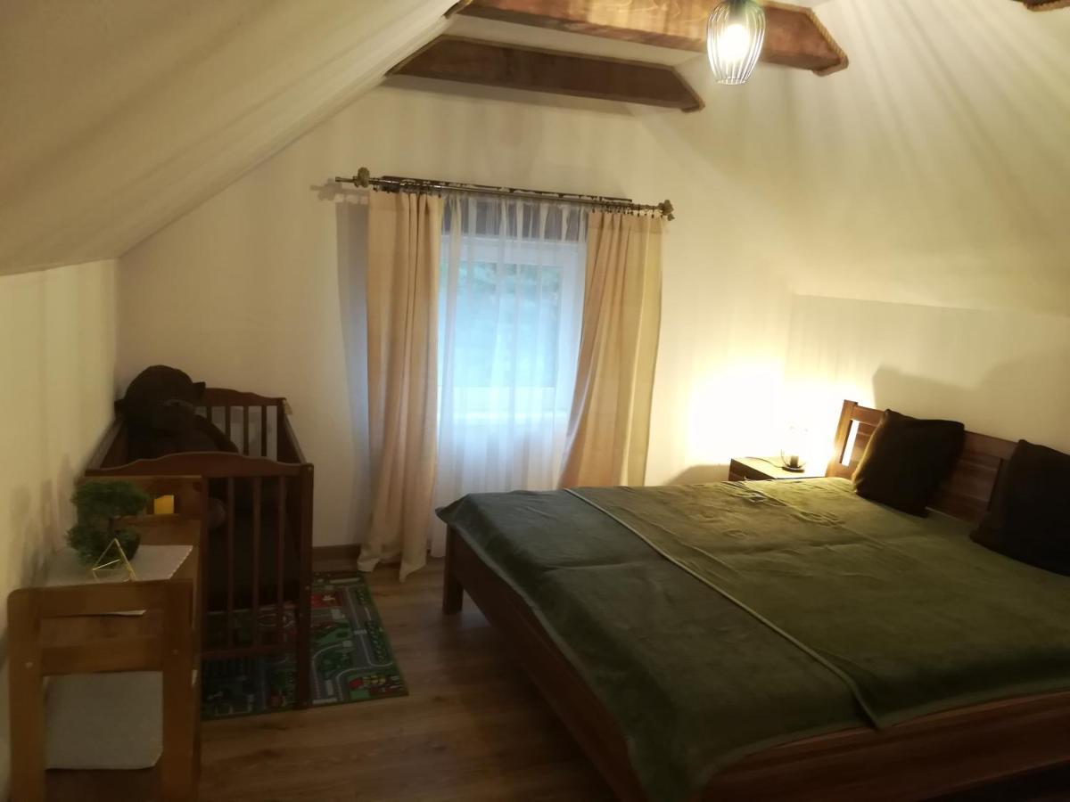 Apartman Pod Lipami Липтовски-Трновец Экстерьер фото